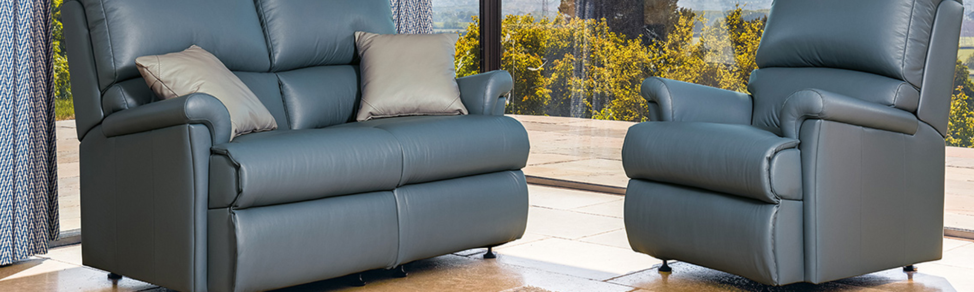 Modern Leather 2 Seater Sofas
